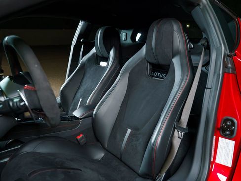 Used 2025 Lotus Emira RWD image 12
