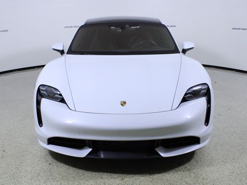 Used 2020 Porsche Taycan Turbo image 2