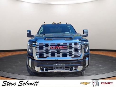 New 2026 GMC Sierra 2500 Denali w/ Denali Reserve Package AWD/4WD image 29