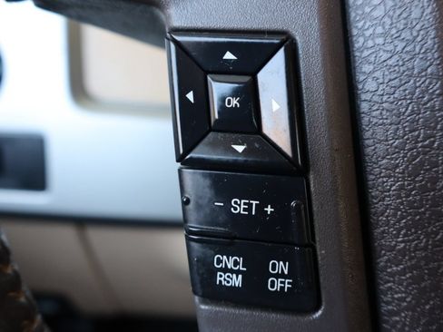 Used 2014 Ford F150 Lariat w/ Equipment Group 502A Luxury AWD/4WD image 30