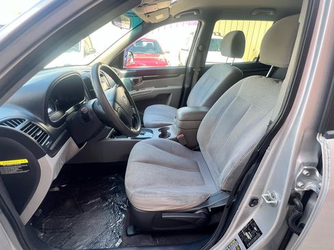 Used 2009 Hyundai Santa Fe GLS FWD image 15