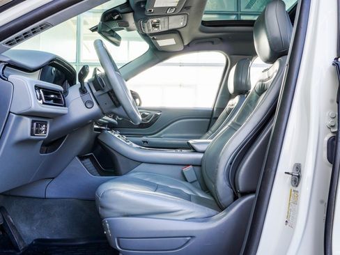 Used 2020 Lincoln Aviator Reserve w/ Equipment Group 201A image 20