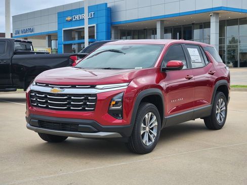 New 2026 Chevrolet Equinox LT w/ Safety and Technology Package FWD image 2