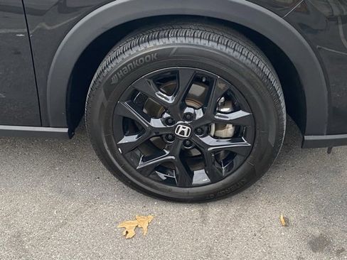 Certified 2024 Honda HR-V Sport image 11