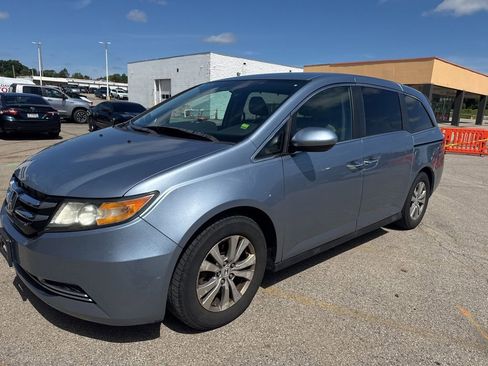 Used 2014 Honda Odyssey EX image 10