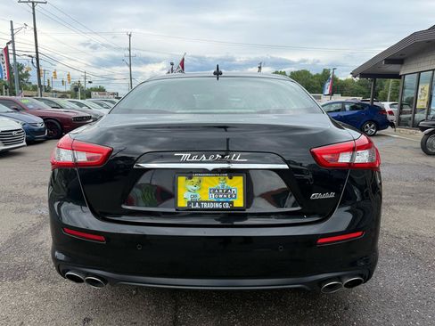 Used 2018 Maserati Ghibli S Q4 AWD/4WD image 6