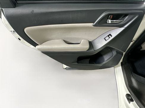 Used 2017 Subaru Forester 2.5i Limited image 31