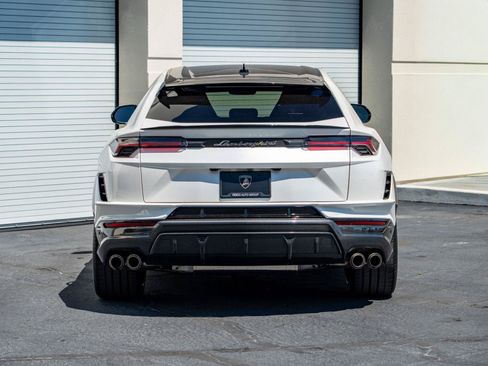 Used 2024 Lamborghini Urus Performante AWD/4WD image 5