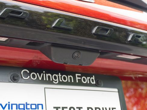 Used 2025 Ford Explorer ST-Line w/ Premium Package RWD image 11