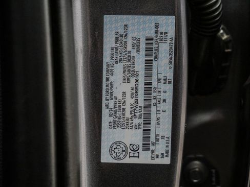 Used 2024 Ford F250 Platinum AWD/4WD image 42