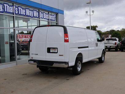 New 2025 GMC Savana 3500 Work Van w/ Driver Convenience Package