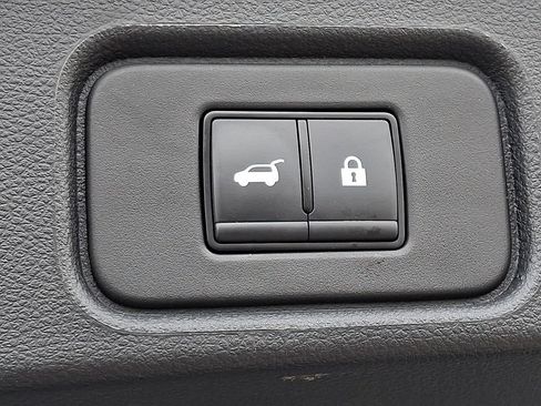 Certified 2024 Nissan Pathfinder SL w/ SL Premium Package AWD/4WD image 32