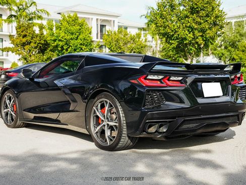 Used 2023 Chevrolet Corvette Stingray Premium Conv w/ Z51 Performance Package image 16