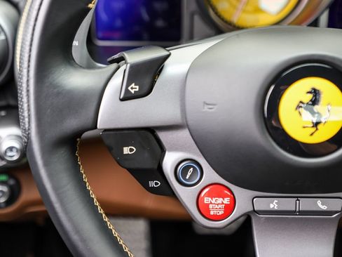 Used 2021 Ferrari 812 GTS RWD image 32