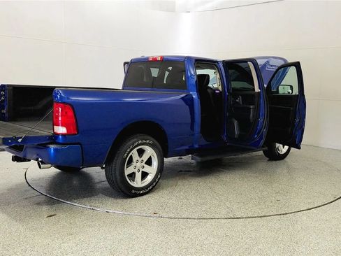 Used 2015 RAM 1500 Express AWD/4WD image 12