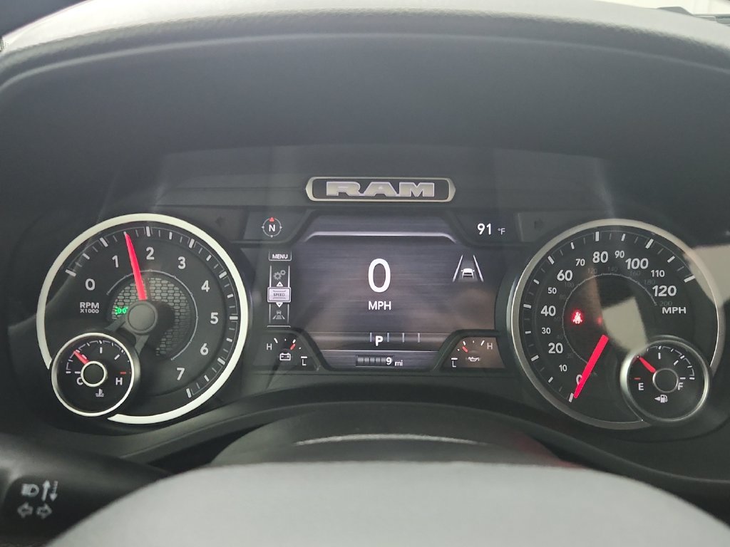 New 2026 RAM 1500 Express AWD/4WD image 22