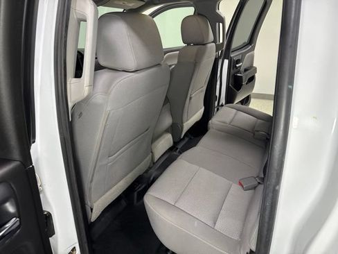 Used 2018 Chevrolet Silverado 1500 W/T w/ Trailering Package AWD/4WD image 21