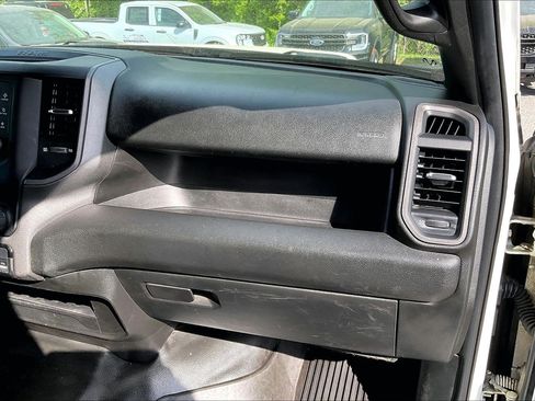 Used 2022 RAM 3500 Tradesman w/ Safety Group image 15