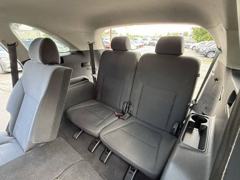 Used 2019 Kia Sorento L FWD image 16