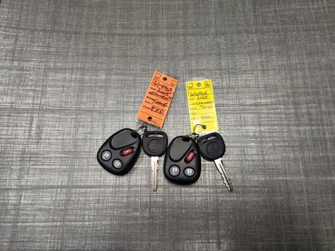 Used 2005 Chevrolet Tahoe LS w/ Cargo Package image 11