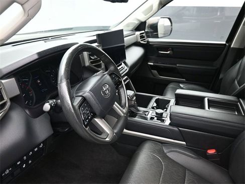 Used 2023 Toyota Tundra Limited image 19