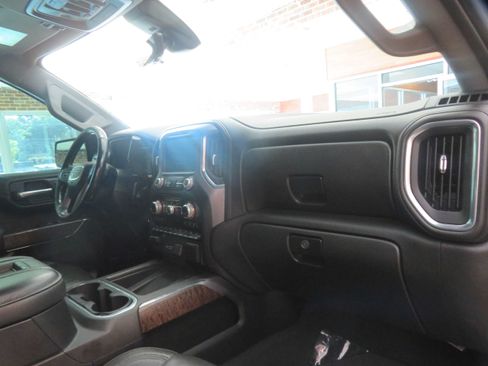 Used 2019 GMC Sierra 1500 Denali w/ Denali Ultimate Package AWD/4WD image 30