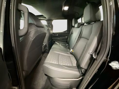 New 2025 Toyota Tacoma TRD Off-Road image 20