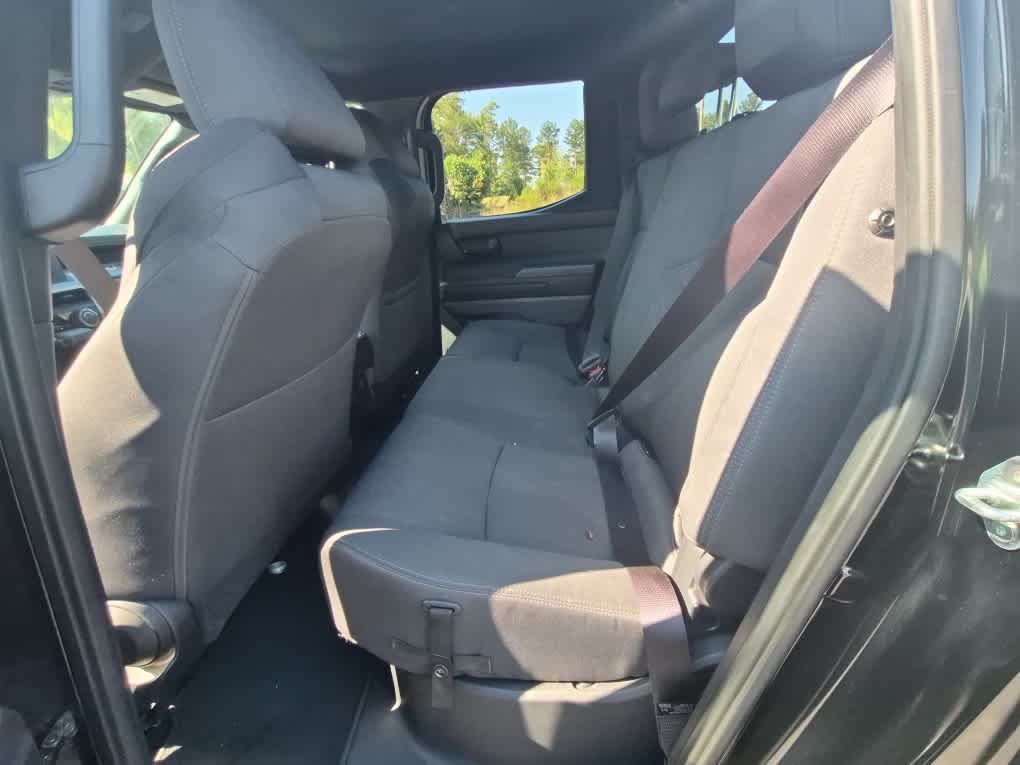Used 2025 Toyota Tacoma SR5 AWD/4WD image 25