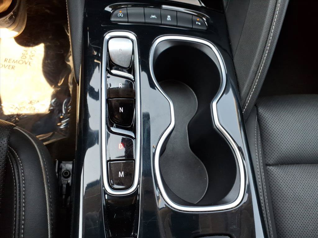 Used 2021 Buick Envision Essence FWD image 19