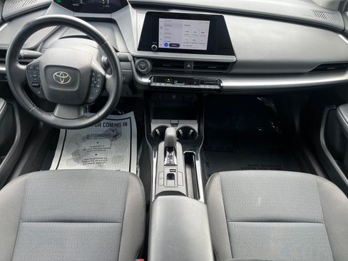 Used 2024 Toyota Prius LE FWD image 24