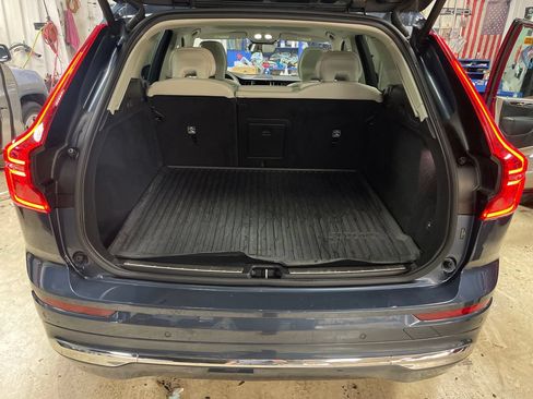 Certified 2023 Volvo XC60 B5 Plus w/ Climate Package AWD/4WD image 27