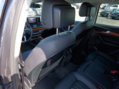 Certified 2022 Audi Q5 2.0T Premium w/ Convenience Package image 26