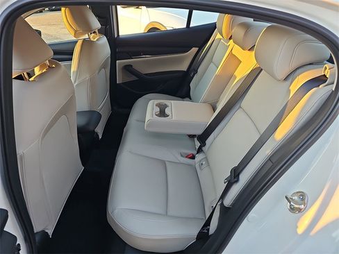 New 2026 MAZDA MAZDA3 2.5 S Preferred image 15