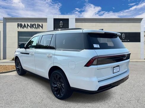 New 2027 Lincoln Navigator Reserve w/ Jet Appearance Package AWD/4WD image 5