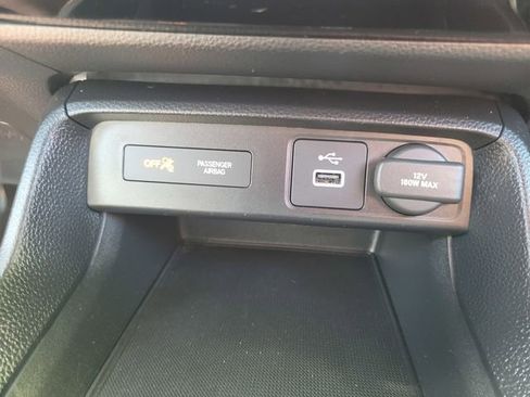 Used 2023 Honda Civic Sport image 25