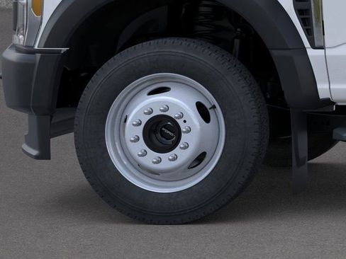 New 2025 Ford F550 4x4 Regular Cab Super Duty image 19
