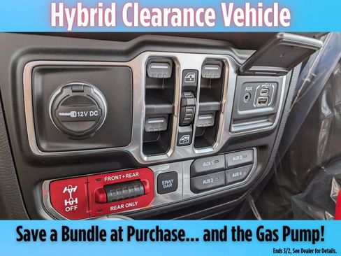 New 2023 Jeep Wrangler Unlimited Rubicon 4xe image 24