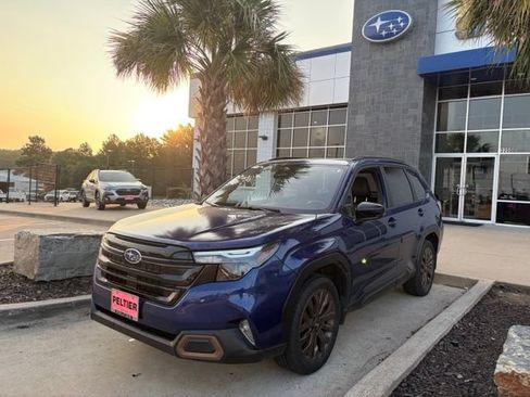 Used 2025 Subaru Forester Sport AWD/4WD image 3
