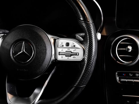 Used 2022 Mercedes-Benz GLC 300 w/ AMG Line image 16