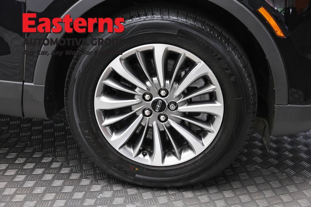 Used 2022 Lincoln Nautilus AWD w/ Premium Package image 33