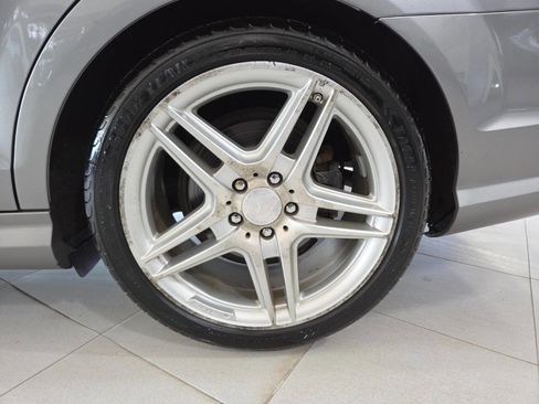 Used 2010 Mercedes-Benz C 300 4MATIC Sedan image 11