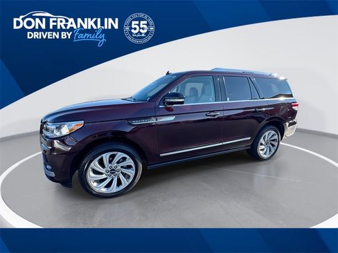Used 2024 Lincoln Navigator Reserve w/ Equipment Group 201A image 1