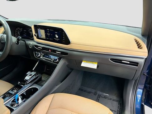 Used 2021 Hyundai Sonata Limited FWD image 29