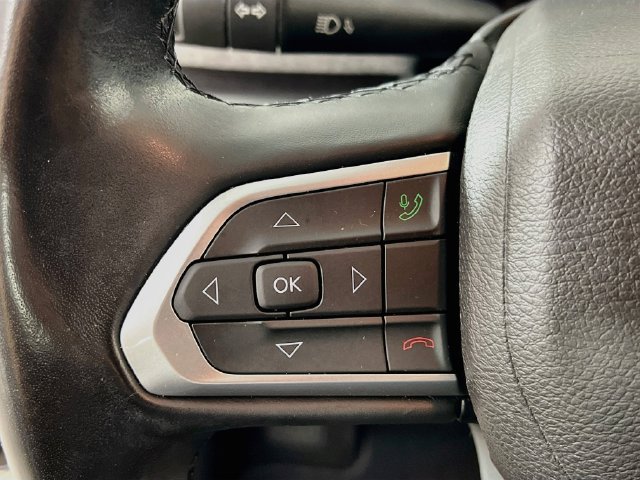 Used 2022 Jeep Compass Latitude AWD/4WD image 12