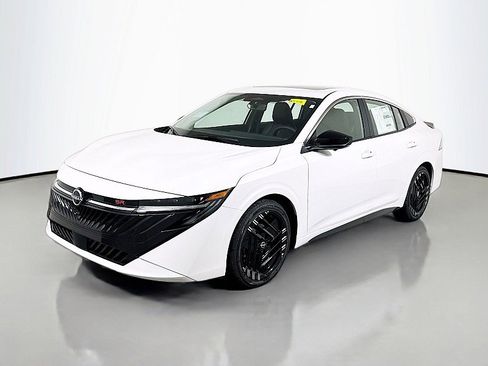 New 2026 Nissan Sentra SR w/ SR Premium Package FWD image 3