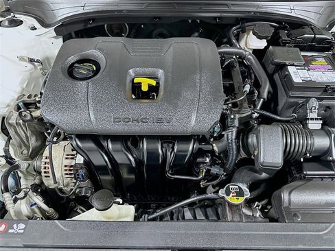 Used 2019 Kia Forte LXS image 4