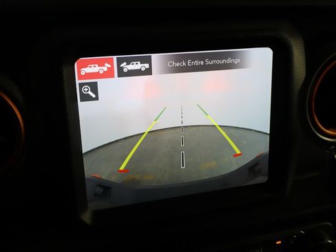 Used 2021 Jeep Gladiator Mojave AWD/4WD image 39