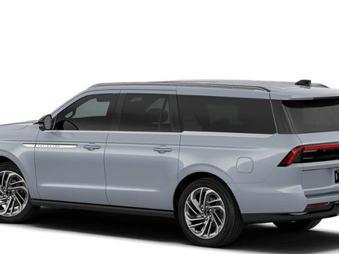 New 2026 Lincoln Navigator L Reserve AWD/4WD image 25