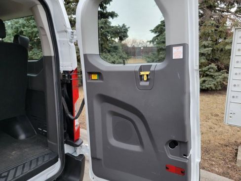 Used 2020 Ford Transit 150 XL image 10