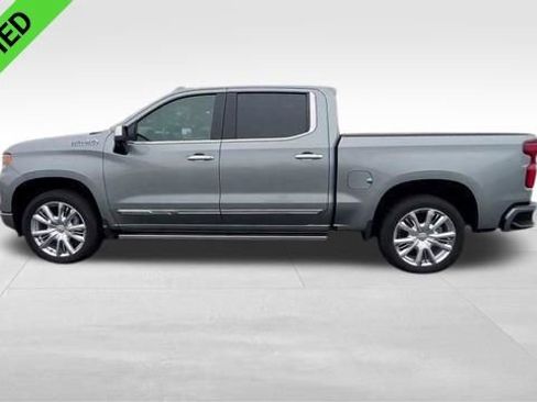 Certified 2025 Chevrolet Silverado 1500 High Country w/ High Country Premium Package AWD/4WD image 7